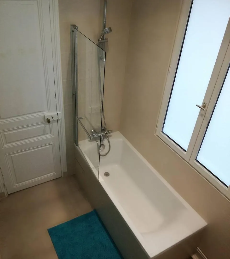 2-chalgrin Apartment